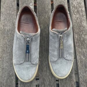 FRYE Gray Suede Zip Low Platform Sneaker